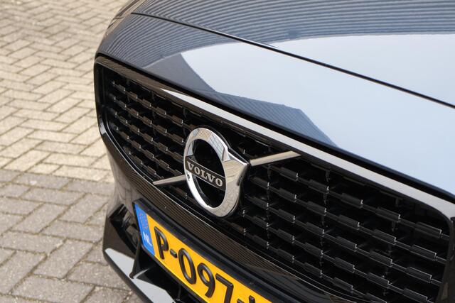 Volvo V60 T6 Recharge AWD R-Design | 20" Polestar velgen | Panoramadak | Pilot Assist