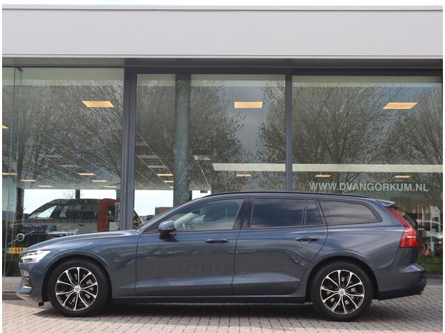 Volvo V60 2.0 B3 Momentum Advantage / Leder / Trekhaak