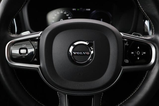 Volvo V60 2.0 T8 Recharge AWD R Design | Stoelverwarming | Trekhaak | Harman/Kardon | Camera | Navigatie | Memory