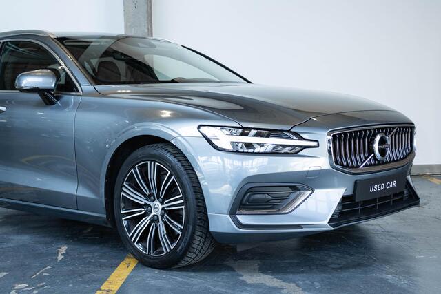 Volvo V60 T5 Automaat Inscription | Stoelverwarming | Electrische bedienbare stoel | Stoelverwarming | Lederen bekleding | Verwarmde voorruit | Apple carplay | Navigatie | 18'' lichtmetalen velgen | Dealeronderhouden