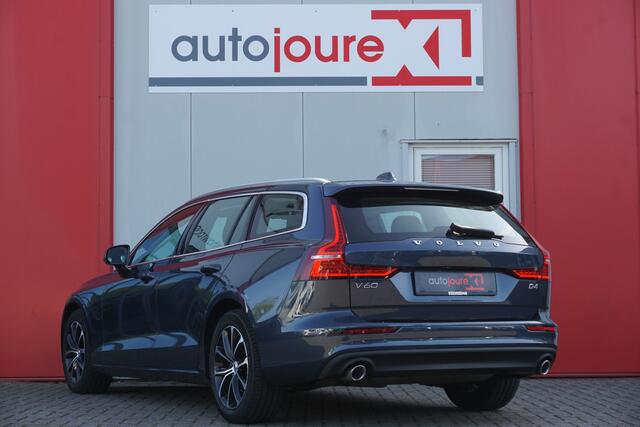 Volvo V60 2.0 D4 Momentum Pro | Leder | Comfortstoelen | ACC | Harman/Kardon | Camera | Origineel NL |
