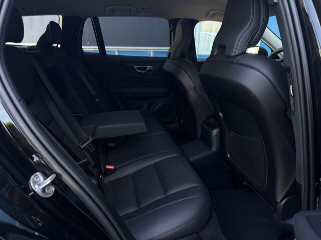 Volvo V60 2.0 T6 Plug-in hybrid AWD Ultimate Bright Prijs Inclusief Onderhoud & 12 Maand BOVAG Garantie | Harman & Kardon | Trekhaak Uitklapbaar | Elektrische Stoelen |