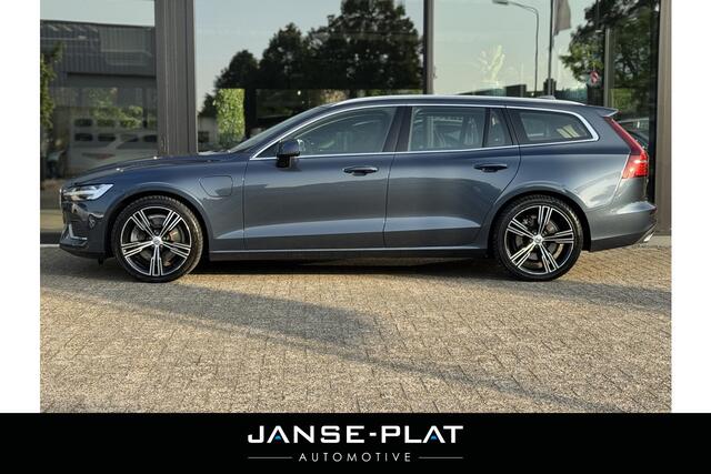 Volvo V60 2.0 T6 Recharge AWD Inscription | B&W | Trekhaak | Pilot Ass. |