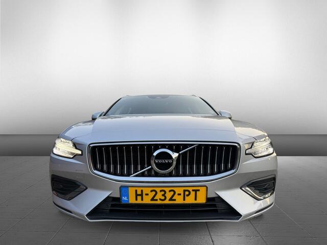 Volvo V60 2.0 T4 Inscription trekhaak leder interieur