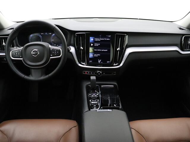 Volvo V60 T6 340pk AWD Business Pro / Harman&Kardon / Adapt. Cruise / Leder / 19'' + Nieuwe All Season Banden / BLIS / Elektr. Achterklep / On Call / PDC + Camera / DAB / AppleCarplay /