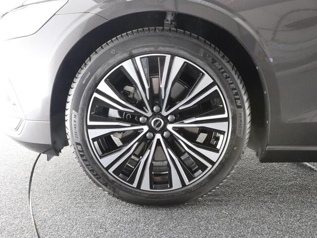 Volvo V60 2.0 B4 Plus Bright | Panoramisch schuif-/kanteldak | Camera | Leder | Demo | Vraag naar de actuele tellerstandvv