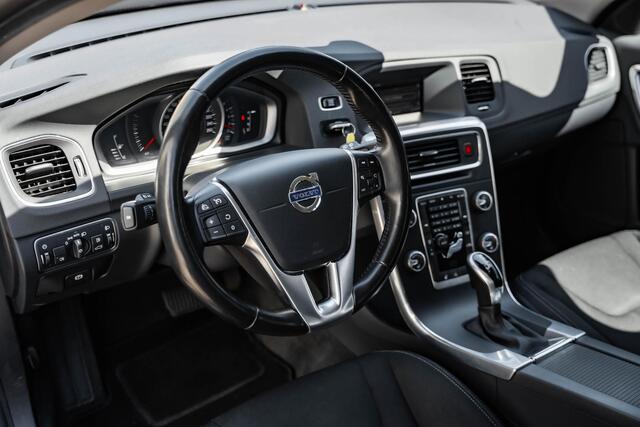 Volvo V60 1.5 T3 Momentum