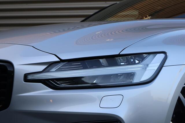 Volvo V60 T8 AWD Polestar Engineered | Panoramadak | Harman Kardon