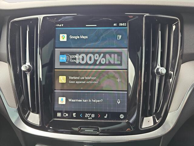 Volvo V60 2.0 T6 Plug-in hybrid AWD Plus Dark | Trekhaak | Panoramadak | Sportstoelen | 360 camera |