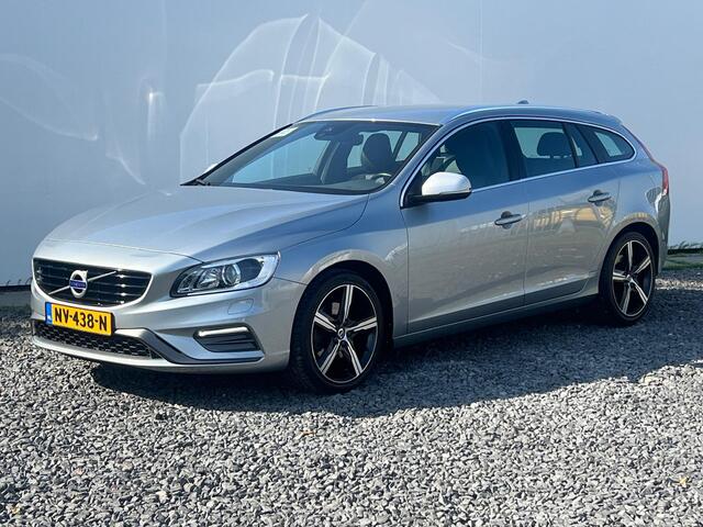 Volvo V60 1.5 T3 Nordic+ Automaat - Airco - Navigatie - Standkachel - 18''Lichtmetaal - Stoelverwarming - Trekhaak