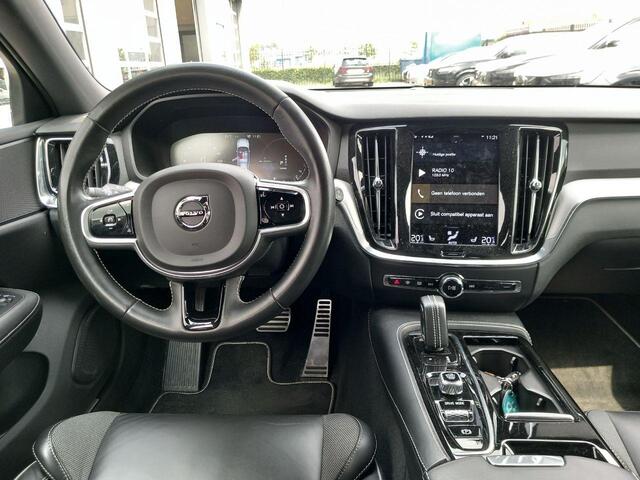 Volvo V60 2.0 T6 Recharge AWD R-Design
