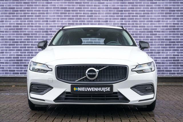 Volvo V60 2.0 B3 Momentum Advantage | Navi | Lederen bekleding | Stoel-/Stuurverwarming | DAB+ | Cruise Control | Apple Carplay / Android Auto | 17" LM