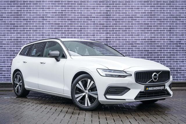 Volvo V60 2.0 B3 Momentum Advantage | Navi | Lederen bekleding | Stoel-/Stuurverwarming | DAB+ | Cruise Control | Apple Carplay / Android Auto | 17" LM