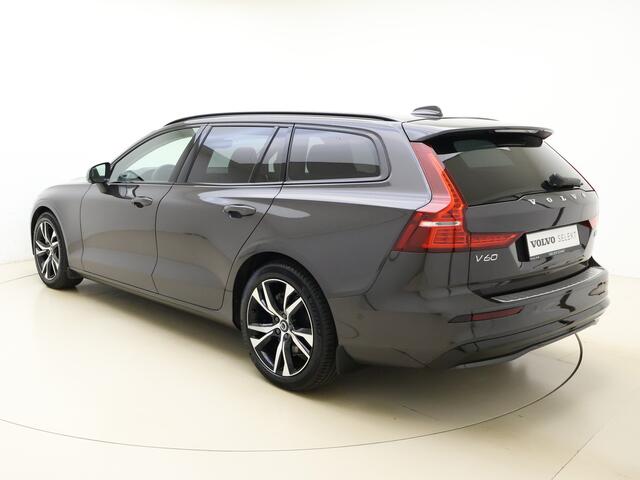 Volvo V60 B4 211PK Plus Dark / Harman en Kardon audio / Elektrisch verstelbare stoelen / Trekhaak / BLIS / Camera rondom /