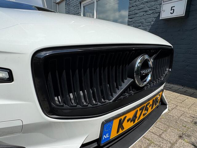 Volvo V60 2.0 B3 Autom. Advantage + Camera + Nav + D -glas + 18 inch Lmv - 2021