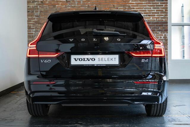 Volvo V60 B4 Plus Dark | Adaptive cruise control | Panoramadak | Electrische wegklapbare trekhaak | Stoelverwarming | Parkeercamera | Parkeersensoren voor + achter | Stuurwielverwarming | Google infotainment