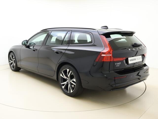 Volvo V60 B4 211pk Plus Dark / Elektr. Trekhaak / Elektr. Stoelen / Adapt. Cruise / Keyless / BLIS / Stoel + Stuurw. Verwarming / Achterb. Verwarming / 18'' + All Season banden