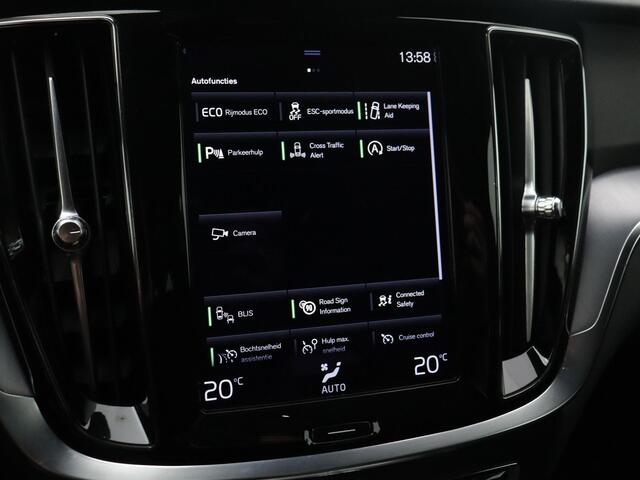 Volvo V60 B3 Momentum Advantage AUTOMAAT | Navigatie | Trekhaak | Camera