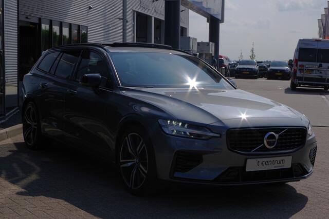 Volvo V60 2.0 T6 Recharge AWD R-Design 350 PK PHEV, Panoramadak, Harman/Kardon, Carplay