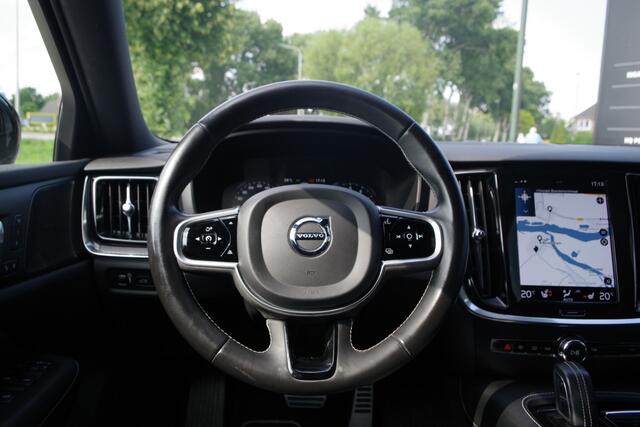 Volvo V60 2.0 T6 Recharge AWD R-Design 350 PK PHEV, Panoramadak, Harman/Kardon, Carplay