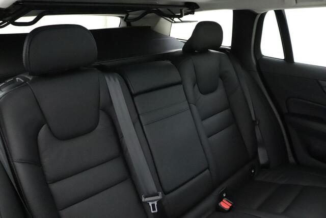 Volvo V60 T8 RECHARGE AWD INSCRIPTION -PANO.DAK|360°CAM|HK-AUDIO|19"|BLIS|HEAD-UP DISP.|STYLING|TREKHAAK|ADAP.LED