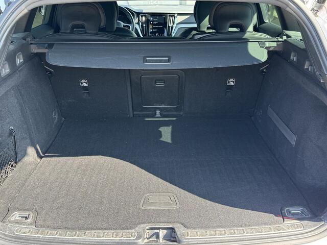 Volvo V60 2.0 T4 R-Design Polestar | Wegdr. Trekhaak | Pilot Ass | 360 Camera | Memory
