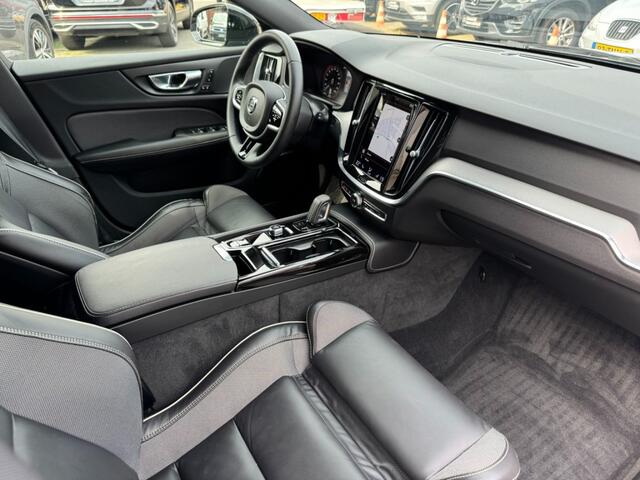 Volvo V60 2.0 T6 Recharge AWD Plus-Dark R-Design Long-Range Camera Trekhaak Leder