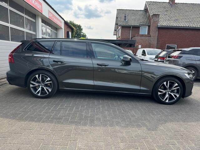 Volvo V60 2.0 T6 Recharge AWD Plus-Dark R-Design Long-Range Camera Trekhaak Leder