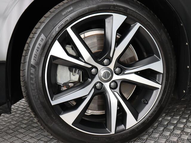Volvo V60 2.0 T6 Plug-in hybrid AWD Plus Bright (Elek. Trekhaak / Navi / Stuur- Stoelverw. / Memory)