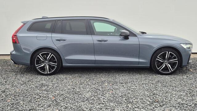 Volvo V60 2.0 T6 Recharge AWD R-Design