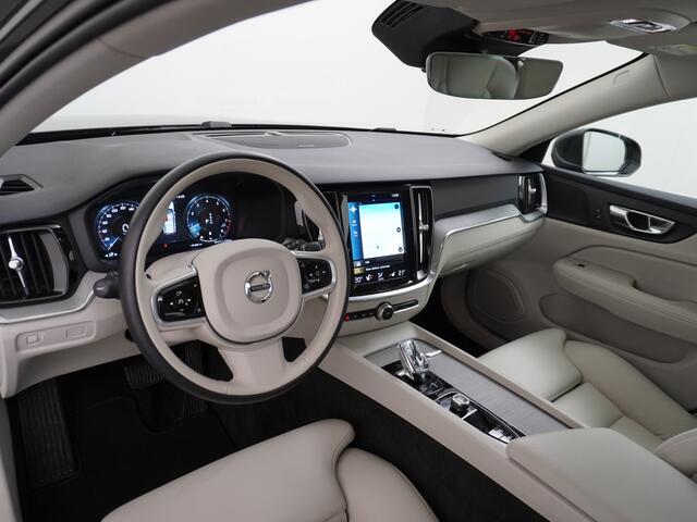 Volvo V60 2.0B3 AUT-7 177PK Inscription Leer MHEV Apple Carplay Android Auto Harman&Kardon Prem.Aurdio Camera Adap.Cruise Elek.Stoelen Stuur+Stoelverwarming Navi Ecc Cruise Control DAB+ PDC Lane Assist Road Sign Info Lmv 18" Led Elek. Achterklep Regen-Lichtsensor C
