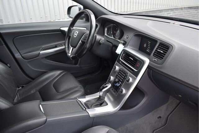 Volvo V60 2.0 D4 Ocean Race Stoel/stuurverwarming, Cruise, Memory, Climatronic, Leder, PDC