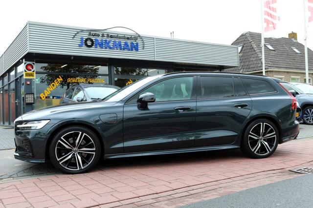 Volvo V60 2.0 T8 TE AWD R-DES. TREKHAAK 12MND Garantie
