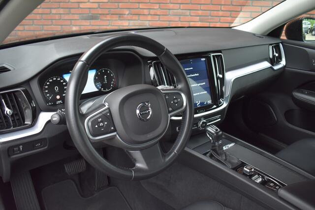 Volvo V60 T5 250PK Automaat Momentum | BLIS | DAB | Parkeercamera |