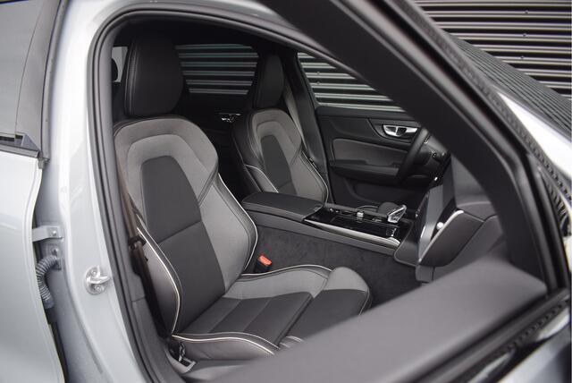 Volvo V60 T6 350pk AWD Plus Dark / Heico verlaagd / 19 inch / Stylingkit / Sportstoelen / 360 Camera / Keyless entry / Elek stoelen / H&K Audio /