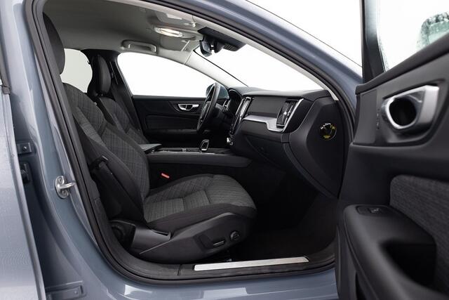 Volvo V60 2.0 B4 Core | Full LED | NAVI | ECC
