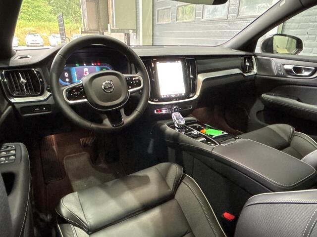 Volvo V60 T6 Plug-in hybrid Ultra Dark | Head-Up | Panoramadak | ACC | 360° Camera | harman/kardon | 7dkm!