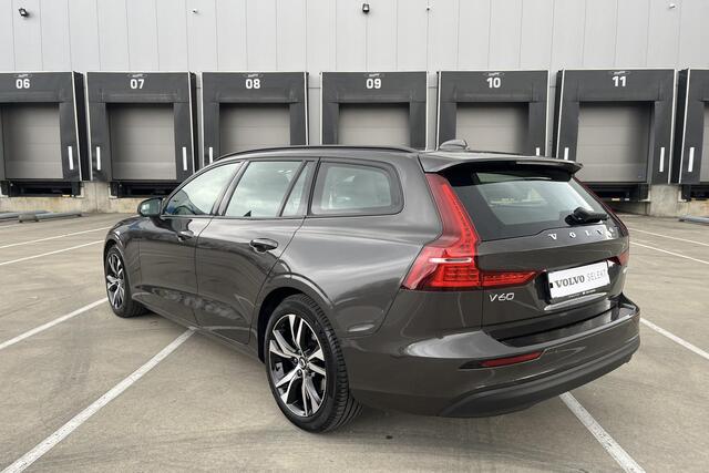 Volvo V60 2.0 B3 Essential Edition | Verwarmbare Voorstoelen | Adaptieve Cruise Control | Dodehoekdetectie Met Correctie | Verwarmbaar Stuurwiel | Parkeersensoren | Verwarmbare Achterbank | Navigatiesysteem | Keyless Start | Rijstrooksensor Met Correctie