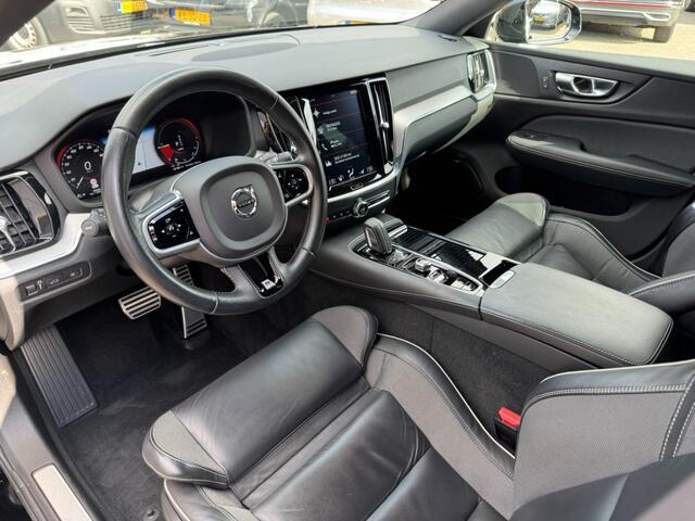 Volvo V60 2.0 T6 Recharge AWD R-Design Trekhaak Leder Memory Pilot Assist