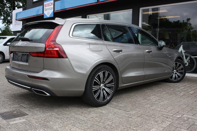 Volvo V60 2.0 T8 Recharge AWD Inscription | Pano | Trekhaak | Massagestoelen | 392 PK!