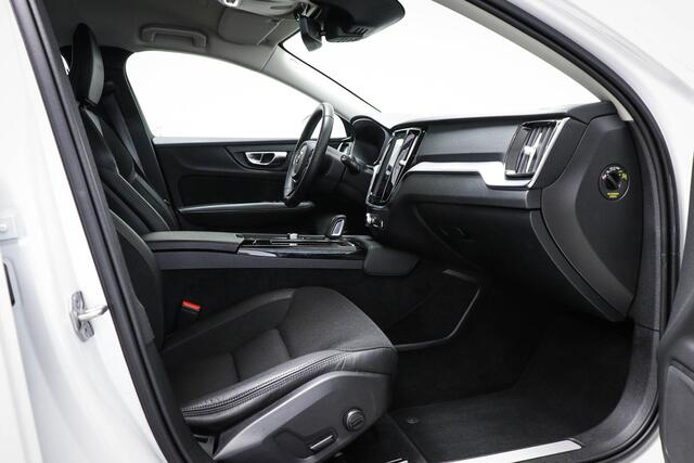 Volvo V60 2.0 T6 Twin Engine AWD Momentum Pro PLUG-IN HYBRIDE