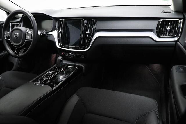 Volvo V60 2.0 T6 Twin Engine AWD Momentum Pro PLUG-IN HYBRIDE