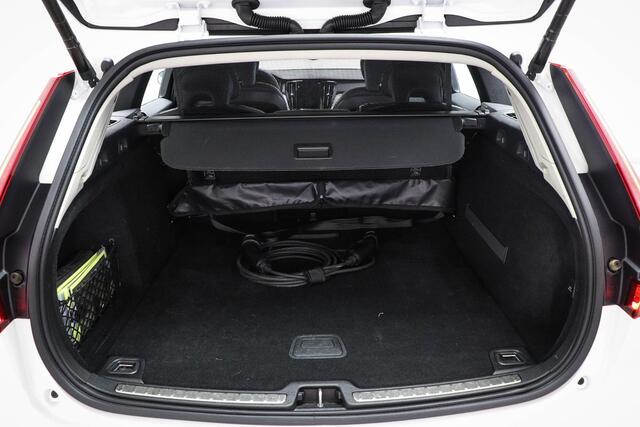 Volvo V60 2.0 T6 Twin Engine AWD Momentum Pro PLUG-IN HYBRIDE