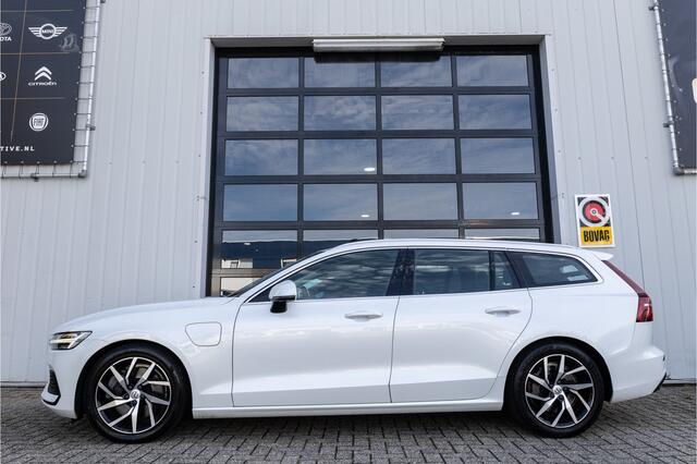 Volvo V60 2.0 T6 Recharge AWD Business Pro ?Pano?ACC?Leder