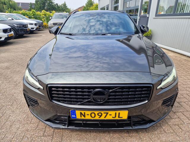 Volvo V60 2.0 T8 Recharge AWD R-Design Pano | Massage | 360 Cam VOL