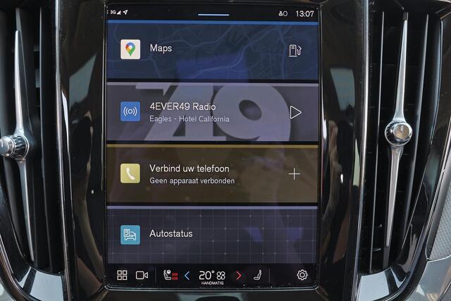 Volvo V60 B4 Plus Dark - IntelliSafe Assist & Surround - 360º Camera - Harman/Kardon audio - Adaptieve LED koplampen - Verwarmde voorstoelen, stuur & achterbank - Parkeersensoren voor & achter - Elektr. bedienb. voorstoelen met geheugen - Draadloze tel. lader - Sta