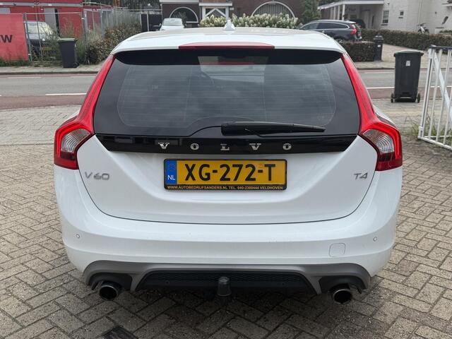 Volvo V60 2.0 T4 190 pk Business Sport