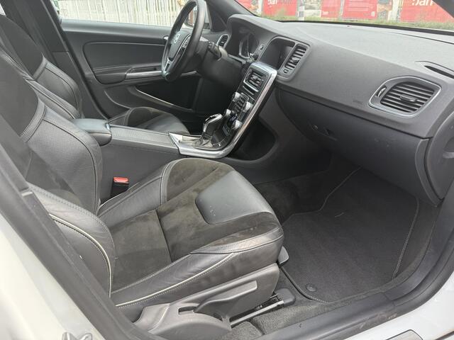 Volvo V60 2.0 T4 190 pk Business Sport
