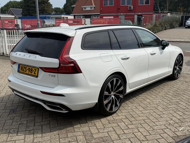 Volvo V60 2.0 T5 250 pk R-Design
