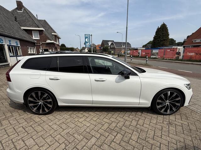 Volvo V60 2.0 T5 250 pk R-Design